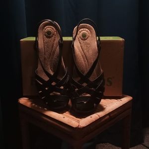 Earth Origins sandals